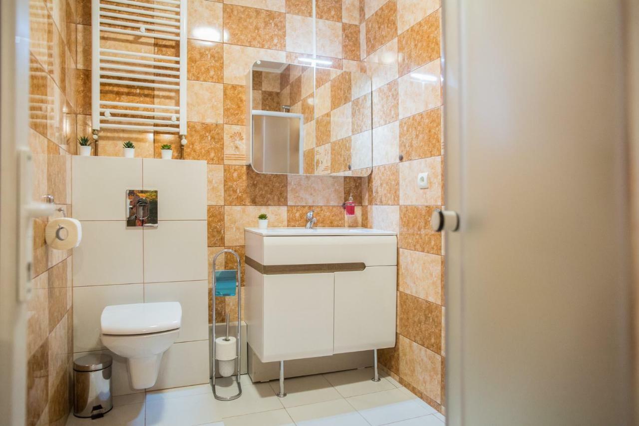 City Light Apartment Temesvár Kültér fotó