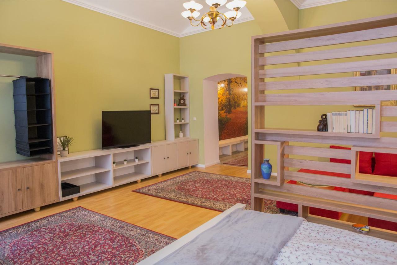 City Light Apartment Temesvár Kültér fotó